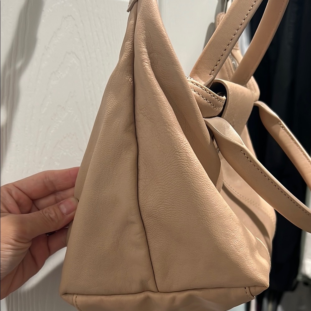 Longchamp Le Pliage Cuir Leather Handbag in Sandy color - Picture 5 of 15